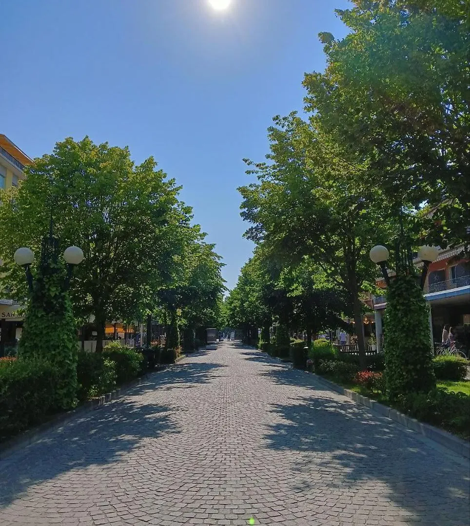 Viale Aurora Apartment Bibione 0*,  Italy